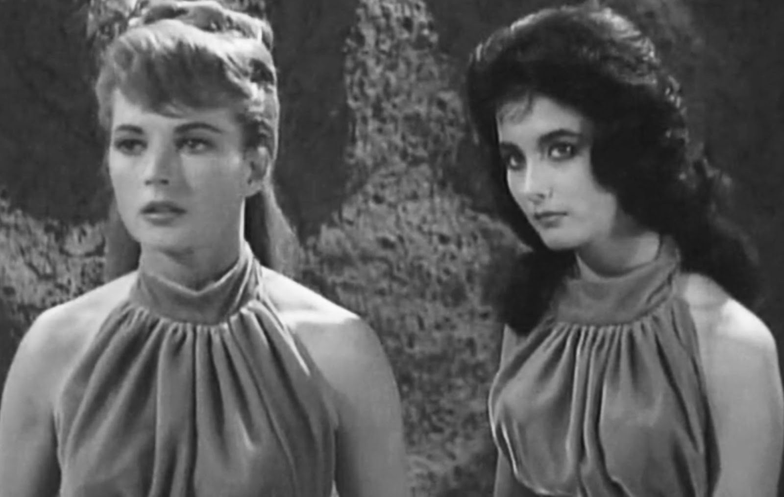 Coleen Gray - Dolores Faith in The phantom planet 1961,