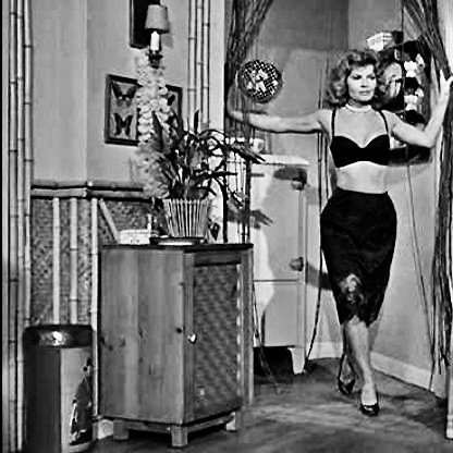 Patricia Owens in Hell to eternity1960