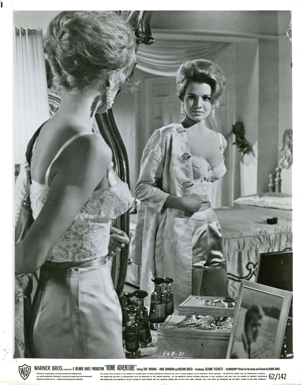 Angie Dickinson in Rome Adventure 1962