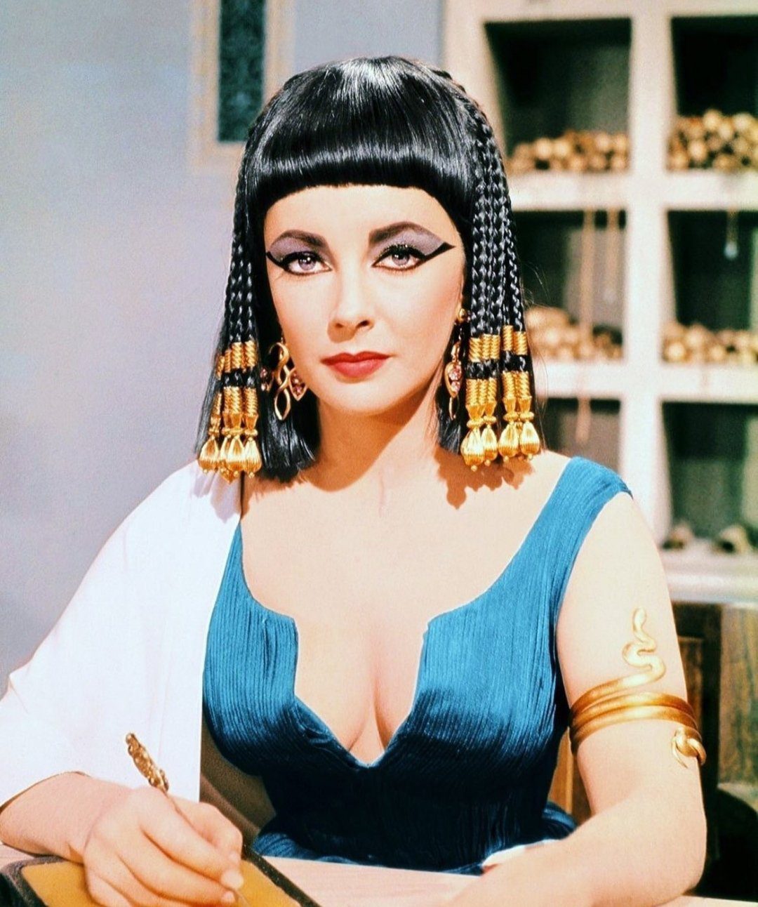Elizabeth Taylor - Cleopatra (1963)