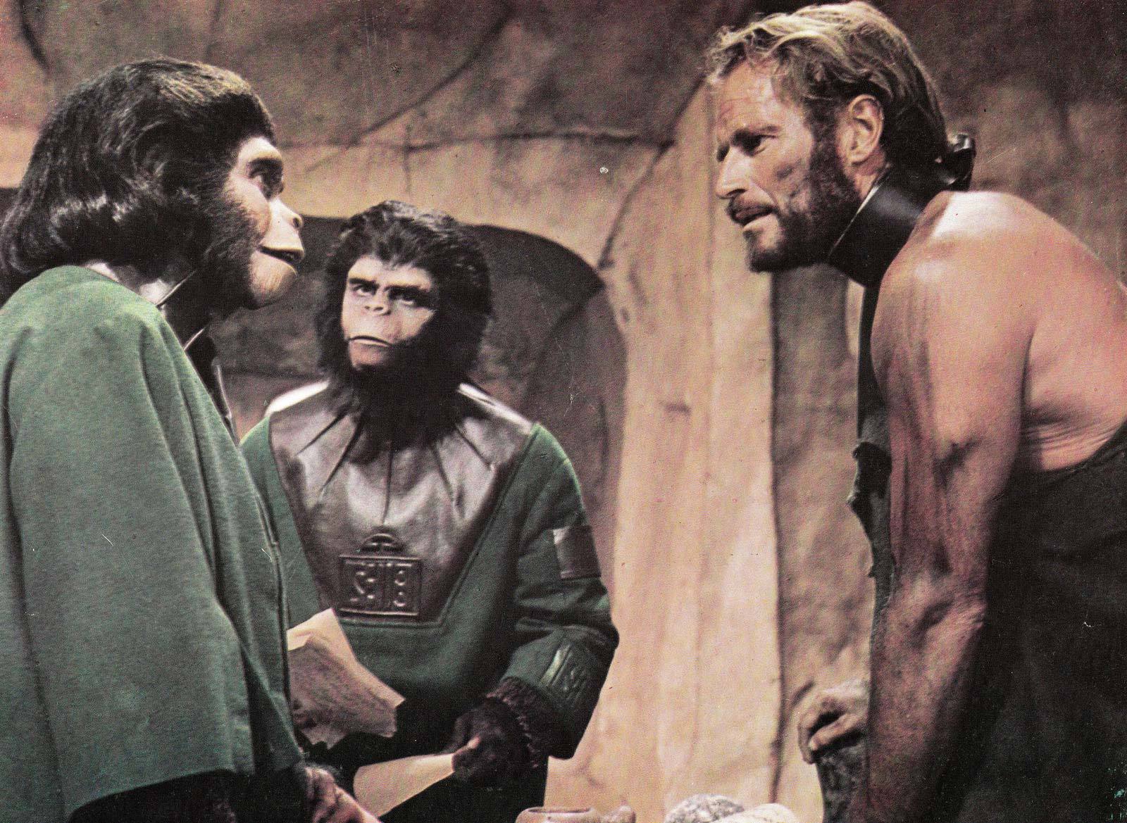 Kim Hunter - Roddy McDowall- Charlton Heston (Planet of the apes) 1968