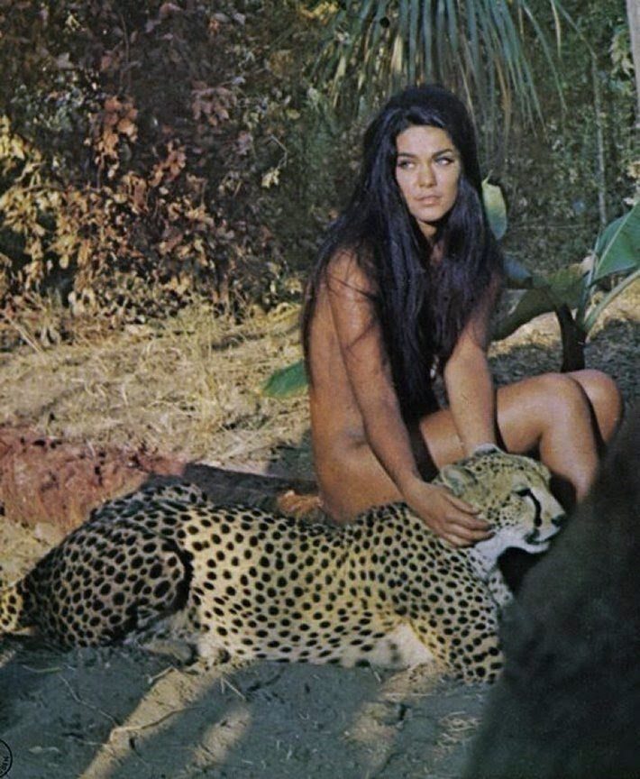 Kitty Swan in Virgin of the Jungle (1967)