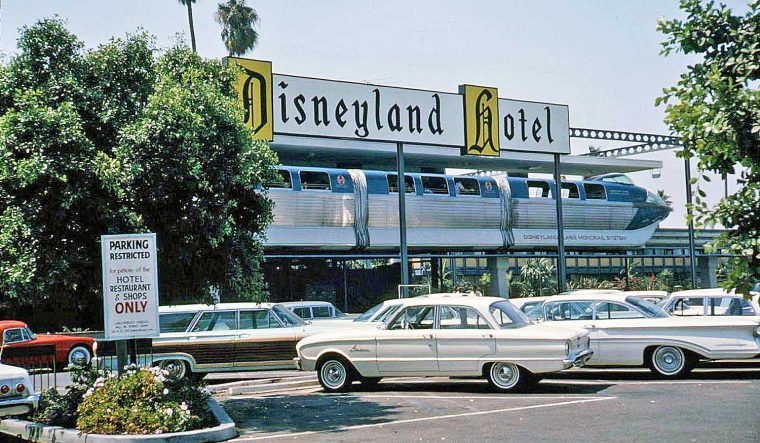 Disneyland Hotel 1960