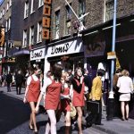 Shop-girls-on-a-shooping-breake-in-Carnaby-Street-London-1968