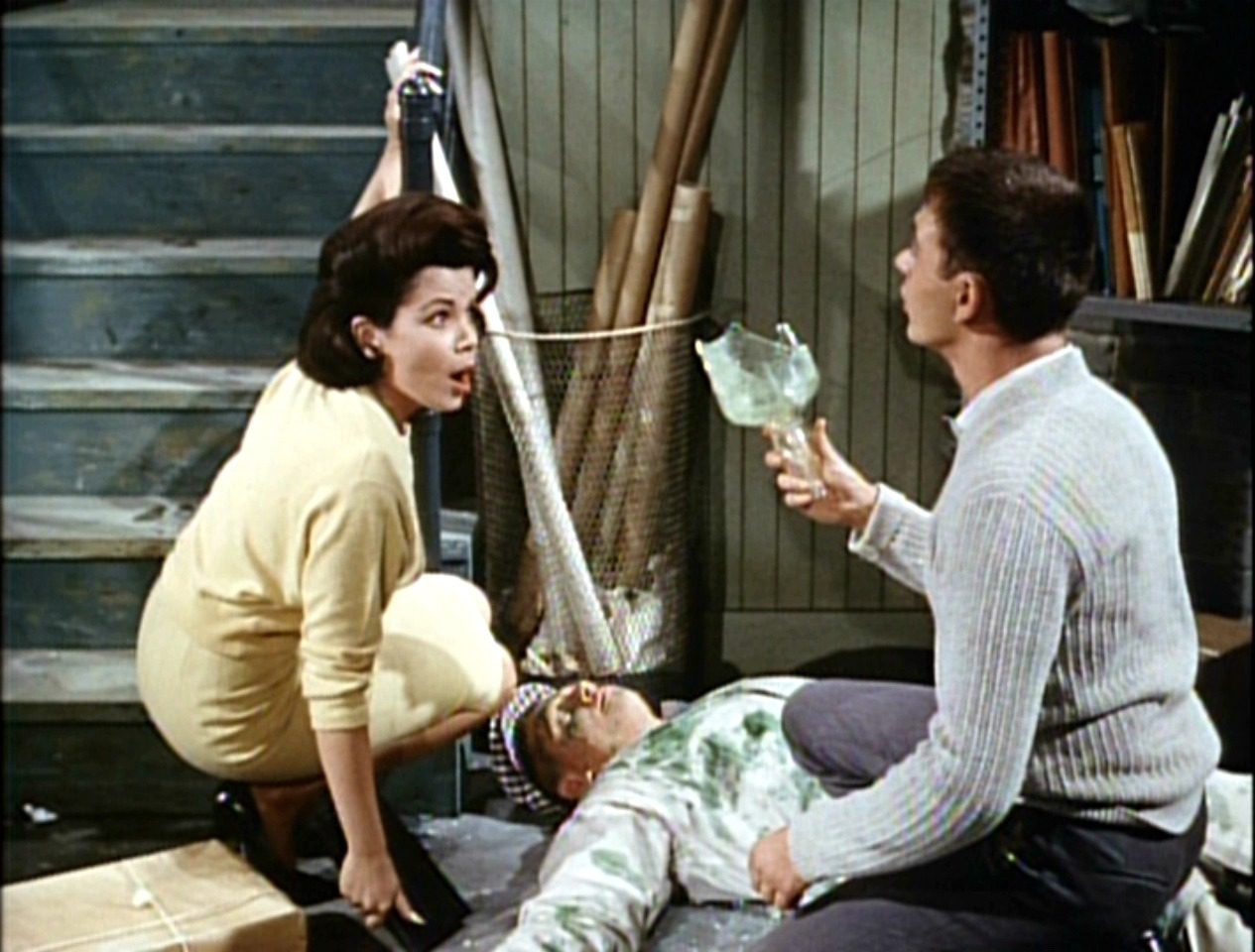 Annette Funicello-Tommy Kirk (The misadventures of Merlin Jones) 1964