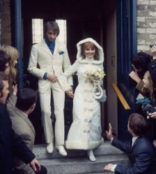 Lulu was only 20 when she married Maurice Gibb in 1969….