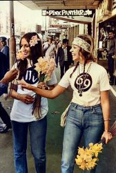 hippie girls hand out daffodils in Kings Cross,1969 “Two hippie girls hand out daffodils in Kings Cross, 30 Septmber 1969.”