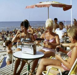 1960s bathing beauties.